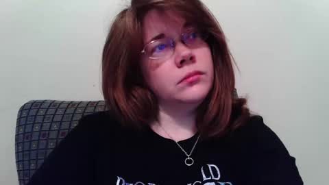 Snapshot of sammy_lyn chatting on 11-05-25, 05:24 Sam online show from 11-05-25, 05:24