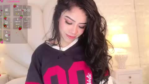 Snapshot of sammyjhuls chatting on 06-15-26, 11:45 samanta online show from 06-15-26, 11:45