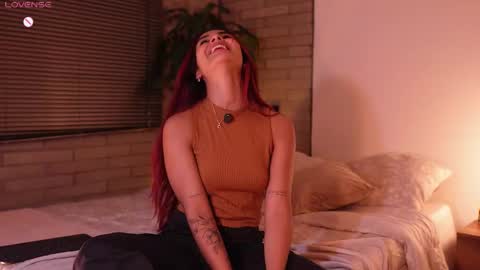 Snapshot of sammylaszlow chatting on 01-07-26, 04:59 Sammy online show from 01-07-26, 04:59