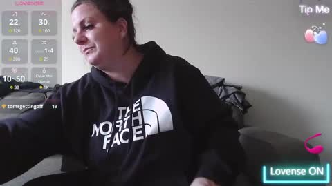 Snapshot of sammyraxx chatting on 12-12-24, 03:37 Sammy Raxx online show from 12-12-24, 03:37