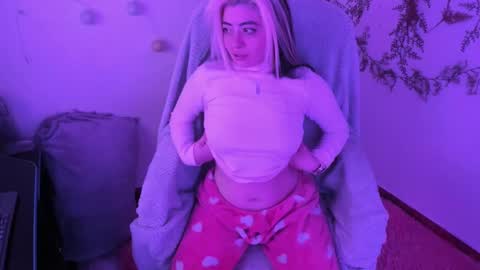   online show from 01-05-25, 01:47