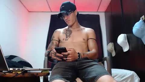 Snapshot of sammytop22 chatting on 04-24-26, 12:57 sammy model independiente online show from 04-24-26, 12:57