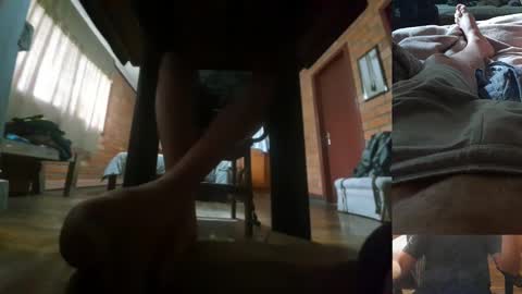 Snapshot of samsfeett chatting on 11-13-25, 06:29 Sam online show from 11-13-25, 06:29