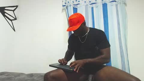 Snapshot of samsondauda chatting on 12-18-24, 03:22 samson dauda online show from 12-18-24, 03:22