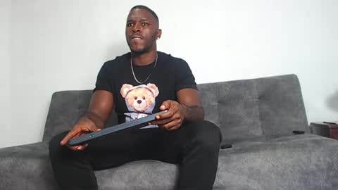 Snapshot of samsondauda chatting on 01-09-25, 06:17 samson dauda online show from 01-09-25, 06:17