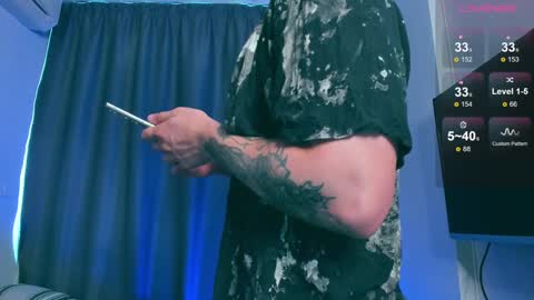 Snapshot of samuel_andrew chatting on 01-17-25, 05:11 Samuel online show from 01-17-25, 05:11