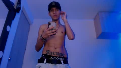   online show from 01-08-25, 08:49