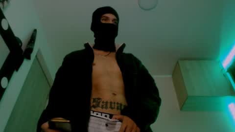   online show from 01-09-25, 02:01