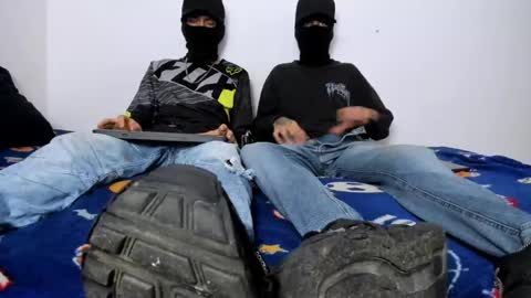   online show from 05-12-26, 11:35