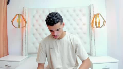 SAMUEL online show from 05-12-26, 12:46