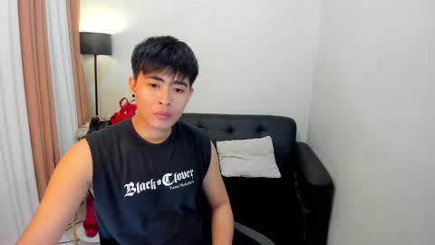 Snapshot of samuelangelo chatting on 12-26-24, 08:07 Sam online show from 12-26-24, 08:07