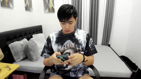 Snapshot of samuelangelo chatting on 10-02-25, 04:03 Sam online show from 10-02-25, 04:03