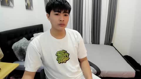 Snapshot of samuelangelo chatting on 10-03-25, 07:55 Sam online show from 10-03-25, 07:55