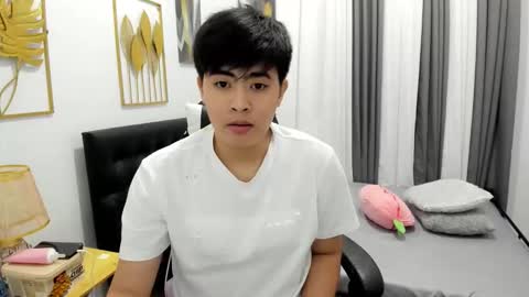 Sam online show from 04-15-26, 08:32