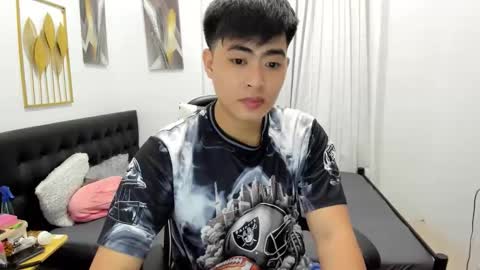 Sam online show from 04-28-26, 03:17