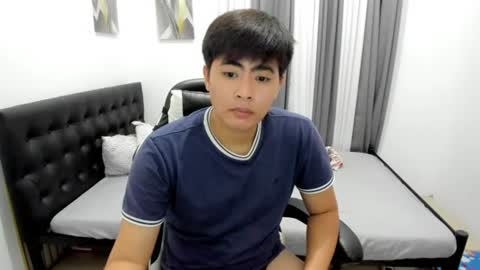 Snapshot of samuelangelo chatting on 07-12-26, 02:52 Sam online show from 07-12-26, 02:52