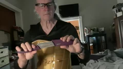 Samuel or Samantha online show from 10-23-25, 12:26