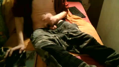 Snapshot of samueltal chatting on 12-25-24, 02:46 samueltal online show from 12-25-24, 02:46