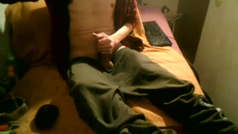 Snapshot of samueltal chatting on 02-18-25, 08:47 samueltal online show from 02-18-25, 08:47