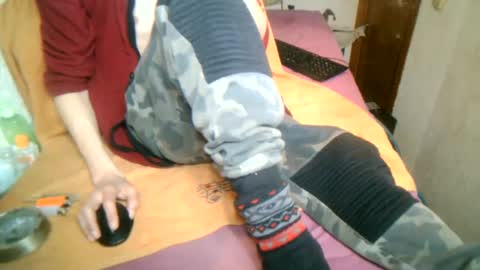 Snapshot of samueltal chatting on 03-06-25, 09:36 samueltal online show from 03-06-25, 09:36