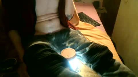 Snapshot of samueltal chatting on 10-11-25, 07:56 samueltal online show from 10-11-25, 07:56