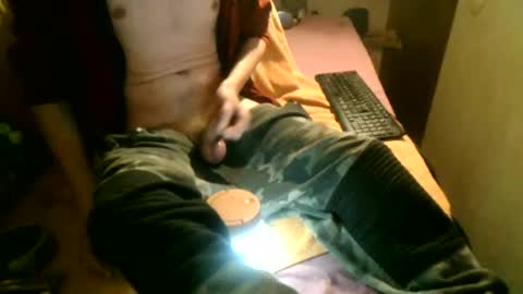 Snapshot of samueltal chatting on 11-09-25, 08:29 samueltal online show from 11-09-25, 08:29