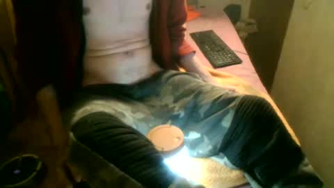 Snapshot of samueltal chatting on 11-17-25, 09:31 samueltal online show from 11-17-25, 09:31