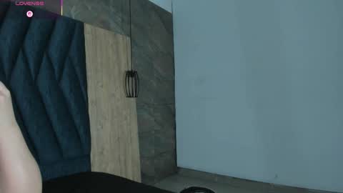 Snapshot of samy_grey01 chatting on 11-16-25, 03:01 S A M Y G R E Y online show from 11-16-25, 03:01