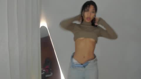 Hello I am absent due to a family calamity I will return soon-hola estoy ausente por un problema familiar volvere pronto. online show from 01-17-25, 11:51