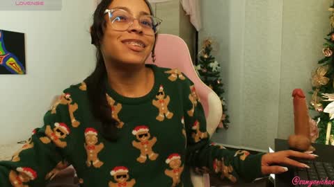 Snapshot of samyonichan chatting on 12-25-24, 06:52 Special show on 17 december and 23 UwU online show from 12-25-24, 06:52