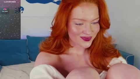 Snapshot of sanda_red chatting on 12-16-24, 12:27 Sanda3 online show from 12-16-24, 12:27