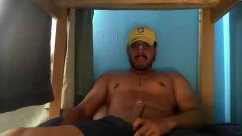 Snapshot of sandalo123 chatting on 02-22-26, 07:01 sandalo123 online show from 02-22-26, 07:01