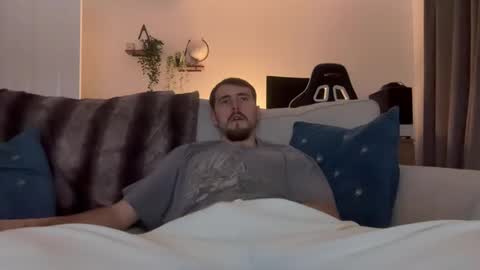 Snapshot of sandb250 chatting on 01-03-25, 11:55 sandb250 online show from 01-03-25, 11:55