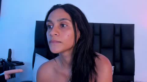 MilaSander online show from 01-20-25, 11:32