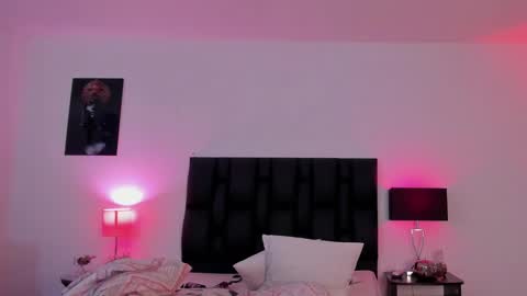 MilaSander online show from 02-20-25, 03:12