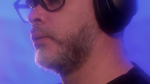 Snapshot of sanders_white chatting on 11-01-25, 02:46 Sanders online show from 11-01-25, 02:46