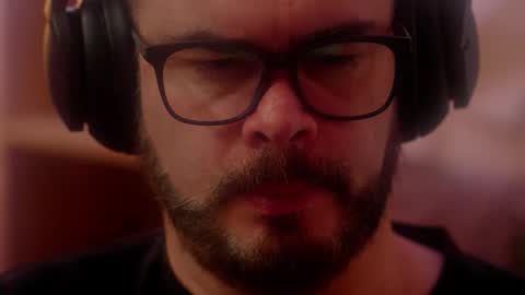 Sanders online show from 01-08-26, 06:32