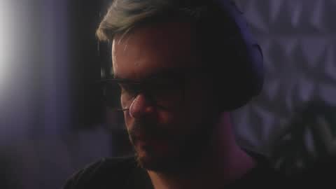 Sanders online show from 02-11-26, 05:45