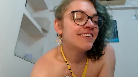 Sandra online show from 04-14-26, 05:41