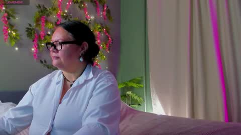 Snapshot of sandra__jackson chatting on 11-07-25, 02:55 sandra__jackson online show from 11-07-25, 02:55