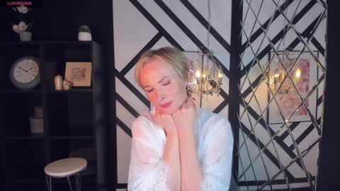 Snapshot of sandra_kind chatting on 02-06-25, 08:50 Sandra online show from 02-06-25, 08:50