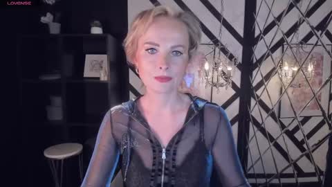 Sandra online show from 02-16-25, 08:10