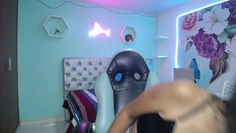 sandra  online show from 04-16-26, 03:07