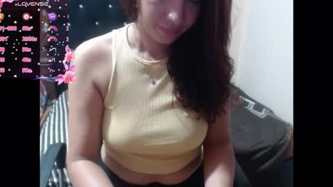 Snapshot of sandra_rosse chatting on 02-05-26, 05:23 sandra_rosse online show from 02-05-26, 05:23