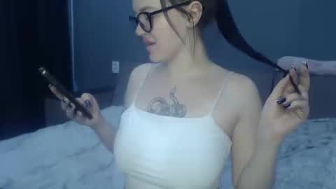 Snapshot of sandra_smith3007 chatting on 06-03-26, 06:27 sandra_smith3007 online show from 06-03-26, 06:27