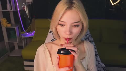 Sandy  online show from 01-11-25, 01:16