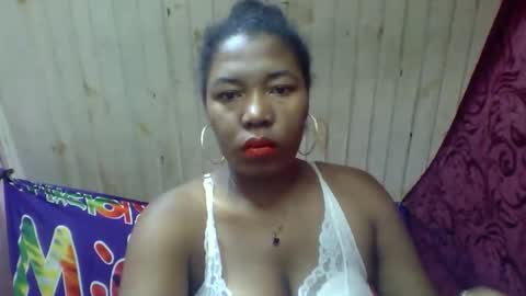 Snapshot of sandrica9794 chatting on 11-16-25, 10:54 sandrica9794 online show from 11-16-25, 10:54