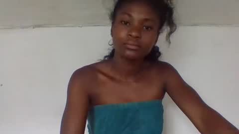 sandricaaa online show from 12-03-25, 04:42