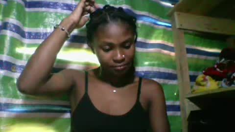 Snapshot of sandricaaa chatting on 06-12-26, 09:52 sandricaaa online show from 06-12-26, 09:52