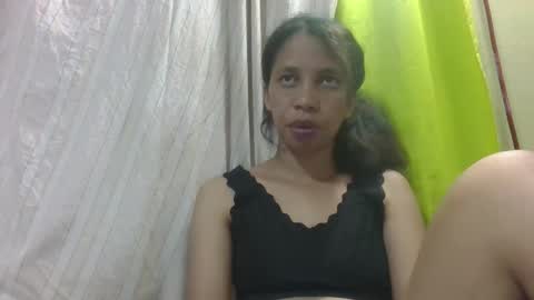 sandrinah788632 online show from 10-17-25, 05:43